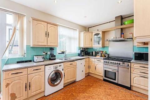 4 bedroom end of terrace house for sale - Sinclair Road, London