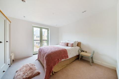 2 bedroom retirement property for sale, Aspen Grange, Siddington, Cirencester, GL7