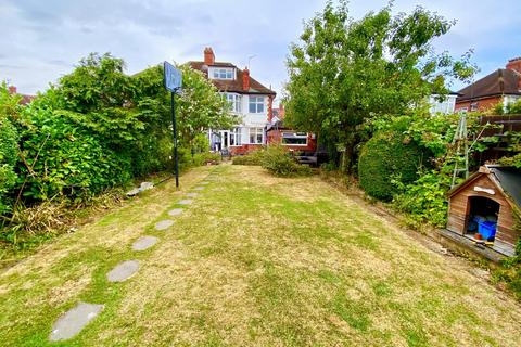 4 Woodland Close, London, NW9 8XP