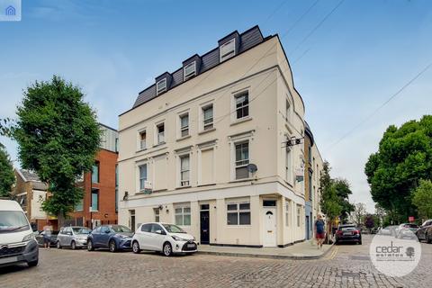 Studio to rent, Woodfield Road, Maida Vale W9