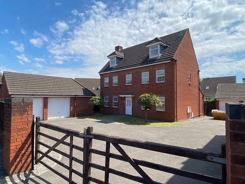 Carn Wen, Broadlands, Bridgend... 5 bed detached house £475,000