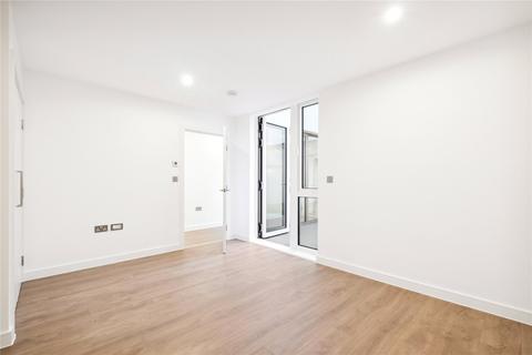 3 bedroom apartment for sale - Penwith Road, SW18