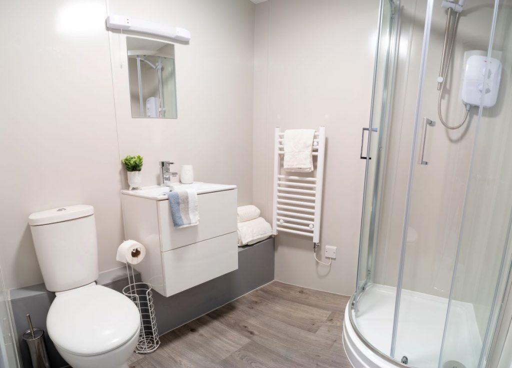 7b Bathroom
