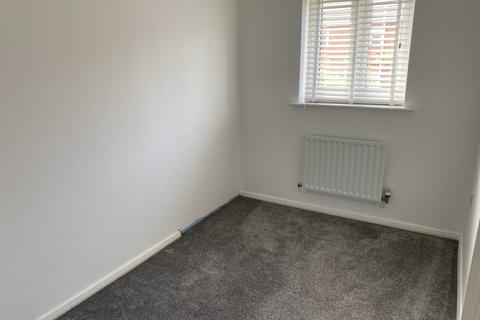 2 bedroom terraced house to rent - Briarwood Close, HU7