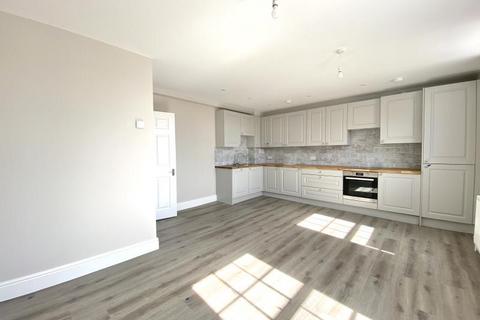 1 bedroom apartment to rent, Bagshot