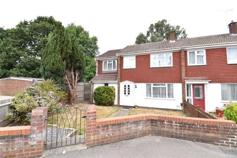 4 bedroom semi-detached house to rent, Union Street, Farnborough, Hampshire, GU14