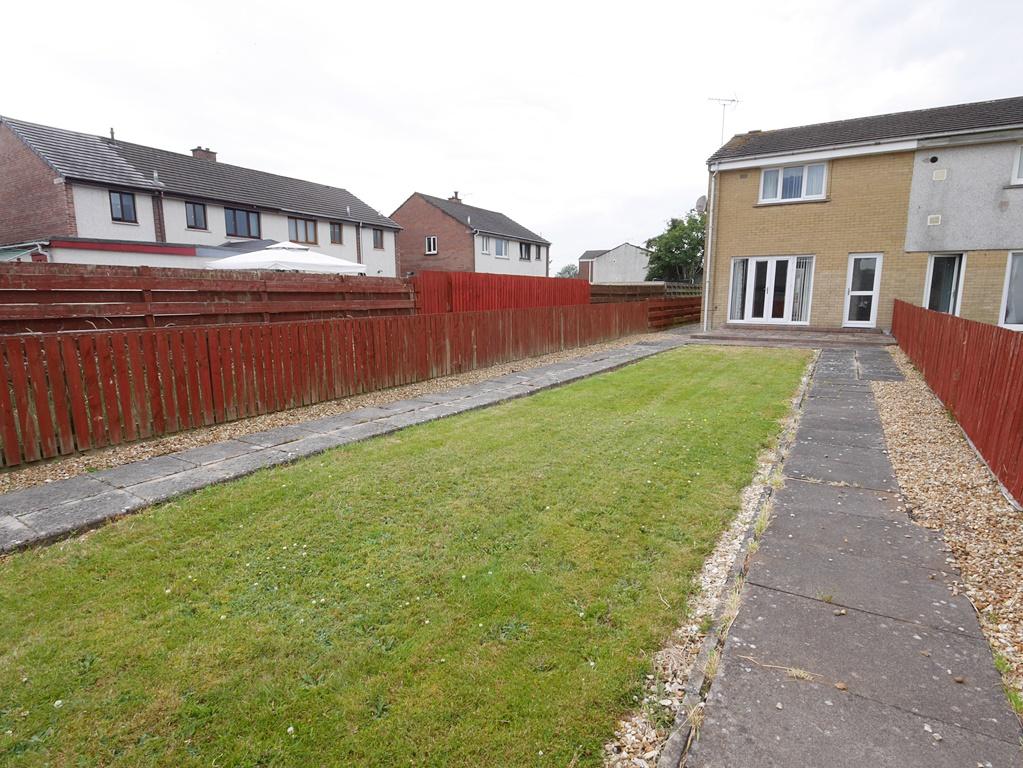 29 Road, Heathhall, Dumfries, DG1 3RU 2 bed semidetached house