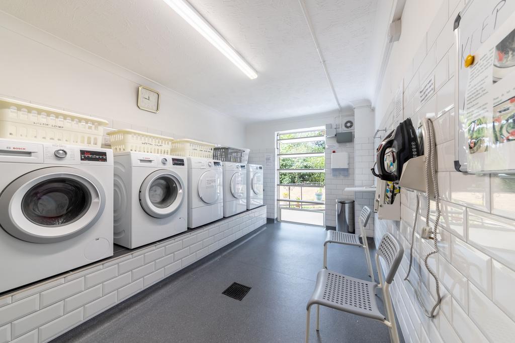 Utility room, utility