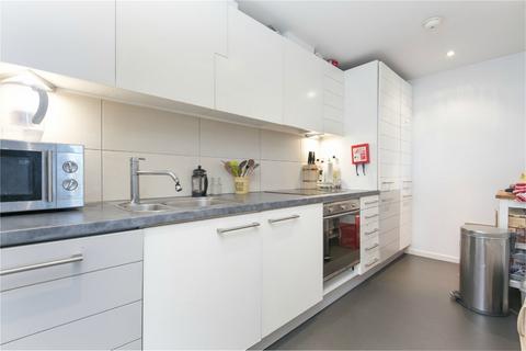 2 bedroom apartment to rent, Corona Building, 162 Blackwall Way, London, E14