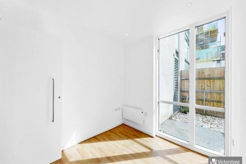 2 bedroom apartment to rent, Lever Street, Clerkenwell, London, EC1V