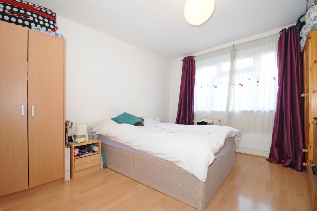 Summerland Grange, Summerland Gardens Muswell Hill N10 1 bed flat £