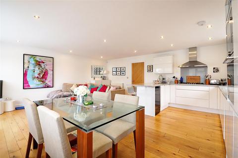 39 Bowford Avenue, Bexleyheath, DA7 4ST