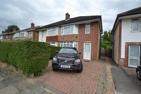 66 West Road, Feltham, TW14 8JE