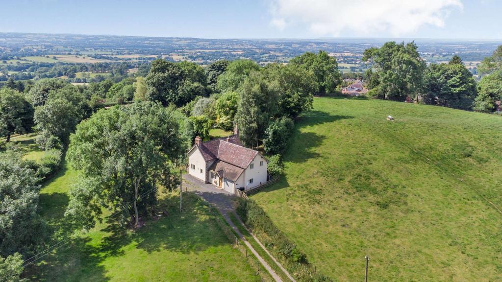 Knowbury, Ludlow, Shropshire 3 bed detached house for sale £525,000