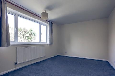 2 bedroom end of terrace house to rent - Walmer Gardens, Sittingbourne, Kent, ME10