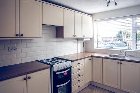 2 bedroom end of terrace house to rent, Walmer Gardens, Sittingbourne, Kent, ME10