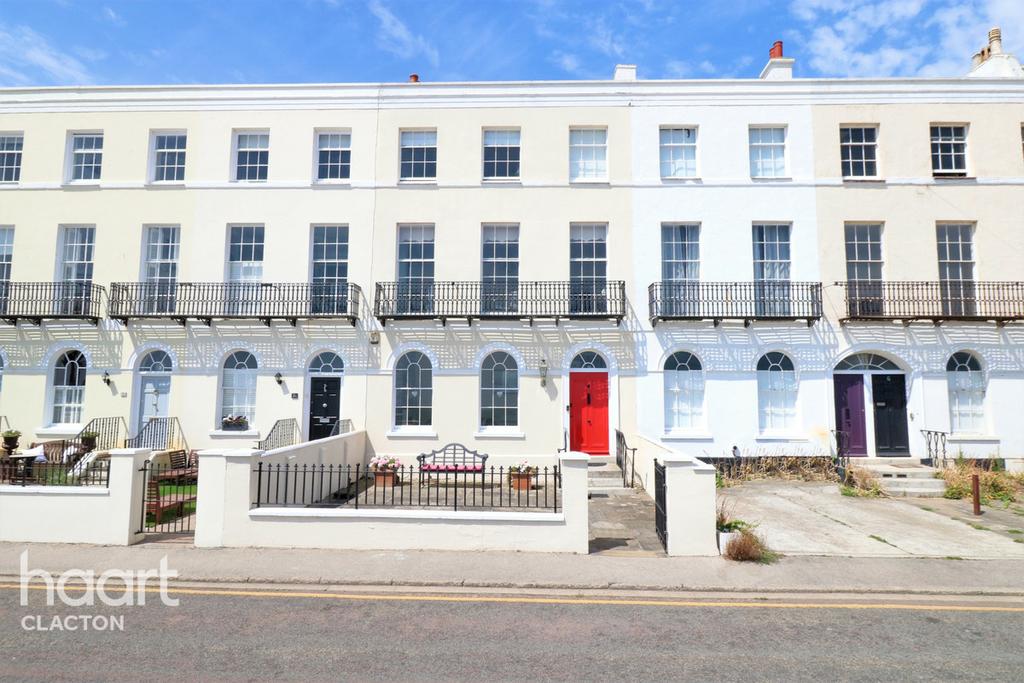 East Terrace, Walton On The Naze 6 bed terraced house £800,000