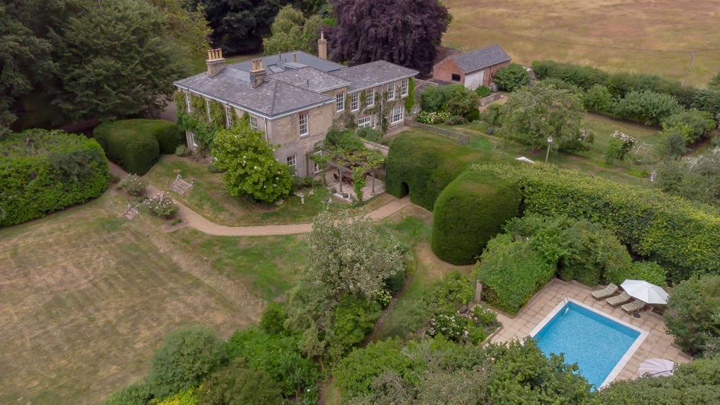 Mill Lane, Witton, Norwich, Norfolk 6 bed detached house for sale £