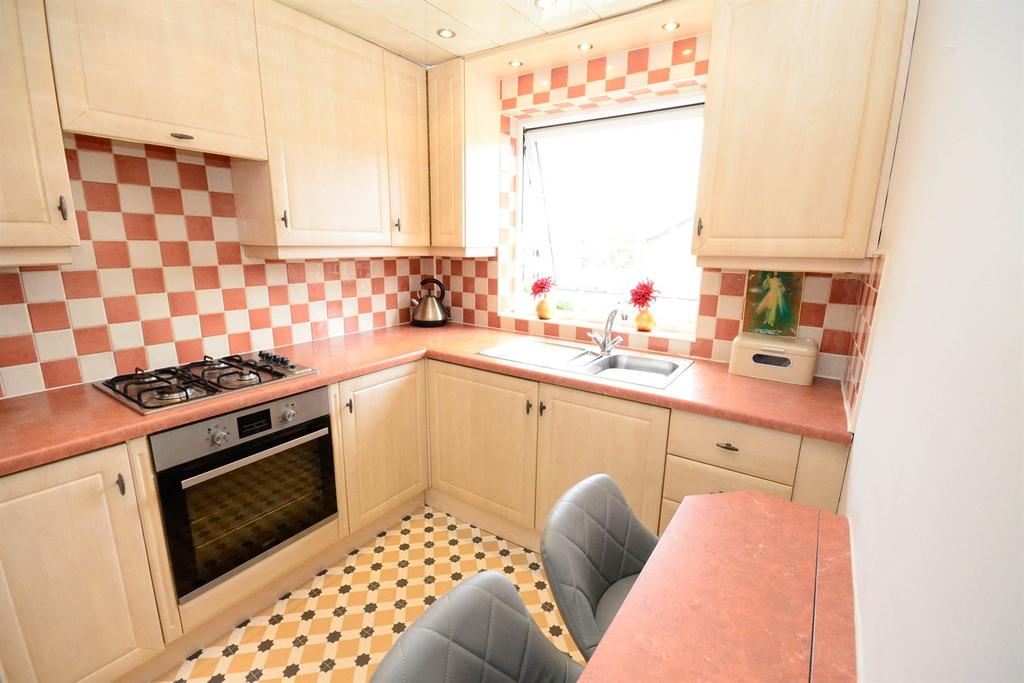 Stanton Close, Wardley 1 bed flat £90,000