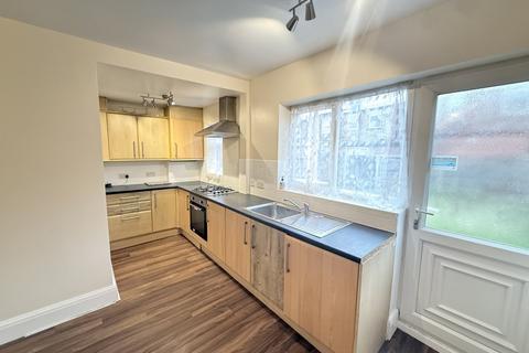 3 bedroom terraced house to rent, Goodman Street, Blackley