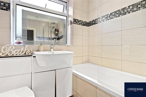 79 Jubilee Road, Perivale, Greenford, UB6 7HX