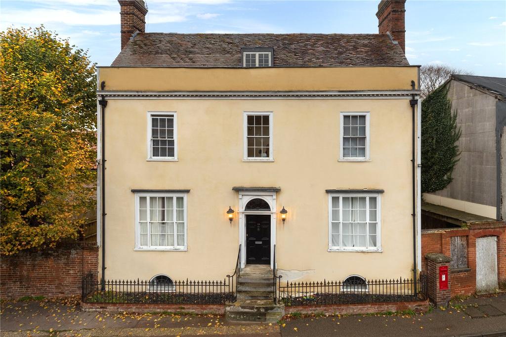 Hamlet Road, Haverhill, Suffolk... 4 bed detached house £600,000