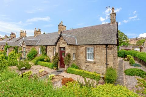 24 Hunterfield Road, Gorebridge, EH23 4TR