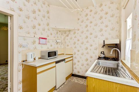 24 Hunterfield Road, Gorebridge, EH23 4TR