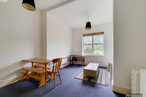 1 bedroom apartment to rent, Camden Road, Holloway, London, N7