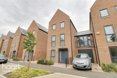 3 bedroom terraced house to rent, Beagle Road, Cambridge