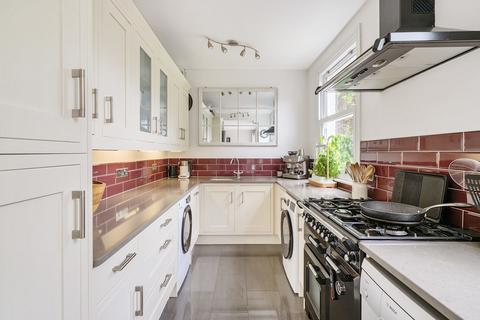 36 Wallace Crescent, Carshalton, SM5 3SX