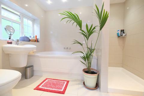 102 Beddington Road, Orpington, BR5 2TE