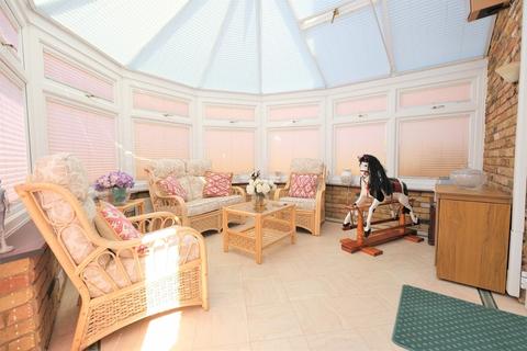 3 Raleigh Mews, Orpington, BR6 6NR