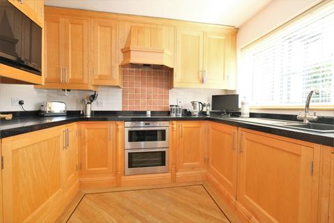 3 Raleigh Mews, Orpington, BR6 6NR
