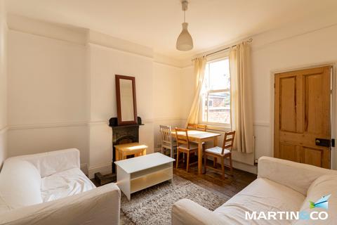 4 bedroom terraced house to rent, Station Road, Harborne, B17