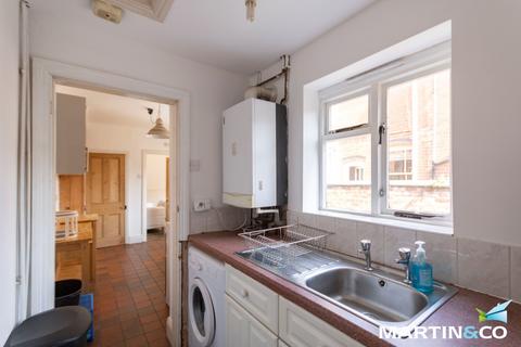 4 bedroom terraced house to rent, Station Road, Harborne, B17