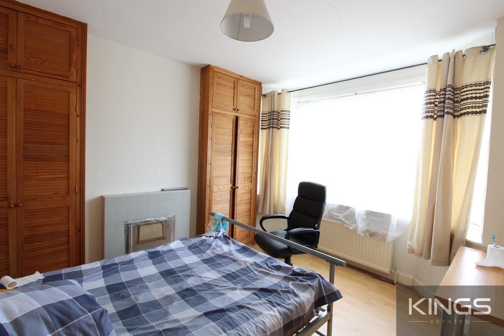 Honeysuckle Road, Southampton 4 bed terraced house to rent £1,700 pcm