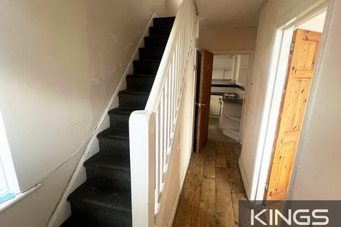 4 bedroom terraced house to rent, Honeysuckle Road, Southampton