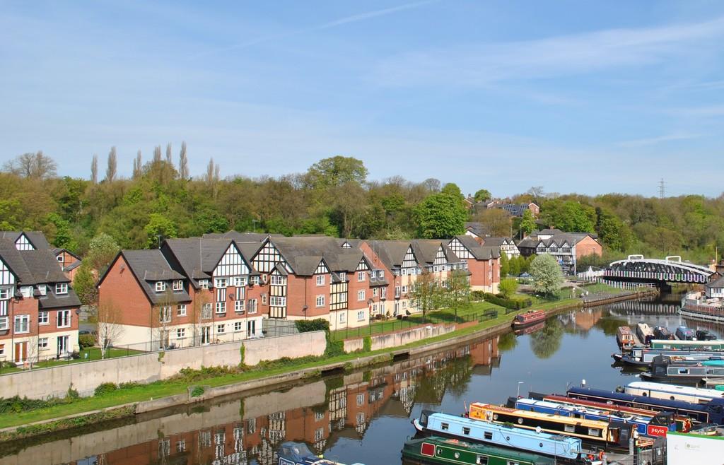 Marine Approach, Castle Street, Northwich 2 bed apartment £148,000