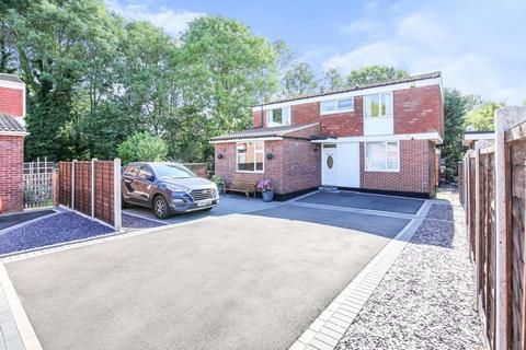 4 Marie Close, Atherstone, CV9 1NF