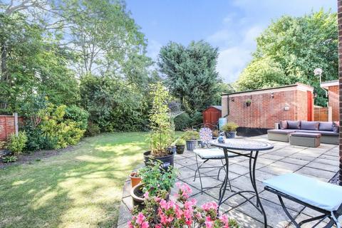 4 Marie Close, Atherstone, CV9 1NF