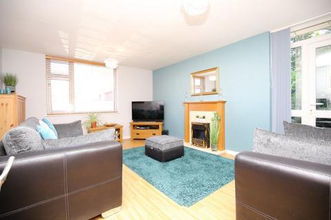 4 Marie Close, Atherstone, CV9 1NF