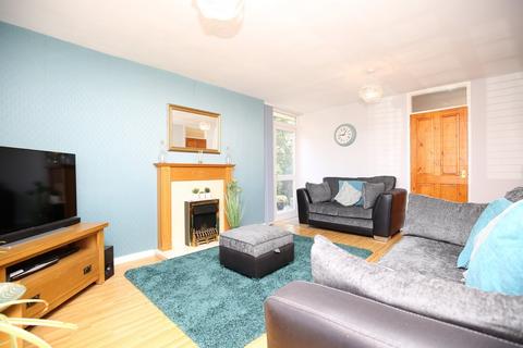 4 Marie Close, Atherstone, CV9 1NF