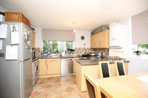 4 Marie Close, Atherstone, CV9 1NF