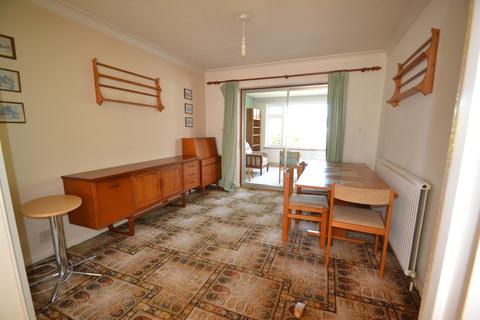 11 Chipperfield Close, Upminster, RM14 3EA