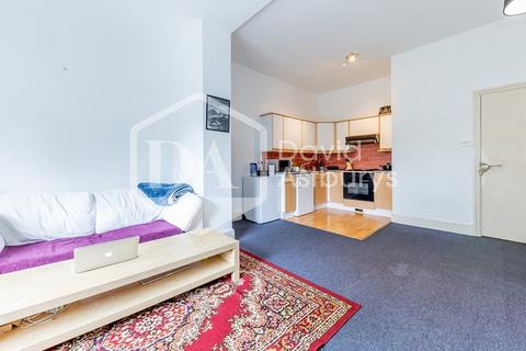 1 bedroom flat to rent, Camden Road, Holloway Road, London