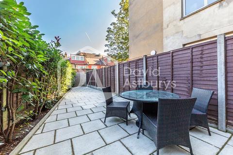 3 bedroom apartment to rent, Caledonian Road, Islington King's Cross Holloway, London