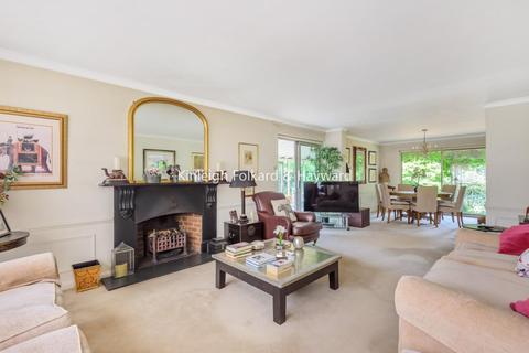 4 Tanglewood Close, Croydon, CR0 5HX