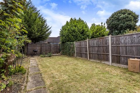 67 Woodgrange Avenue, London, N12 0PT