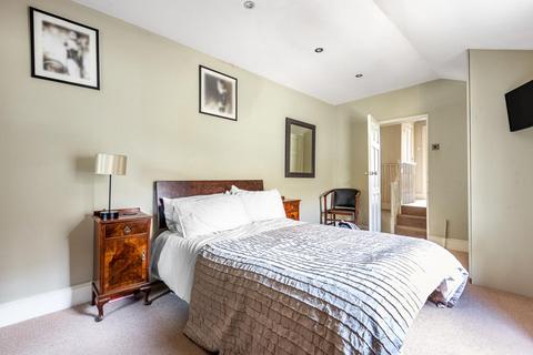 21 Reverdy Road, London, SE1 5QE